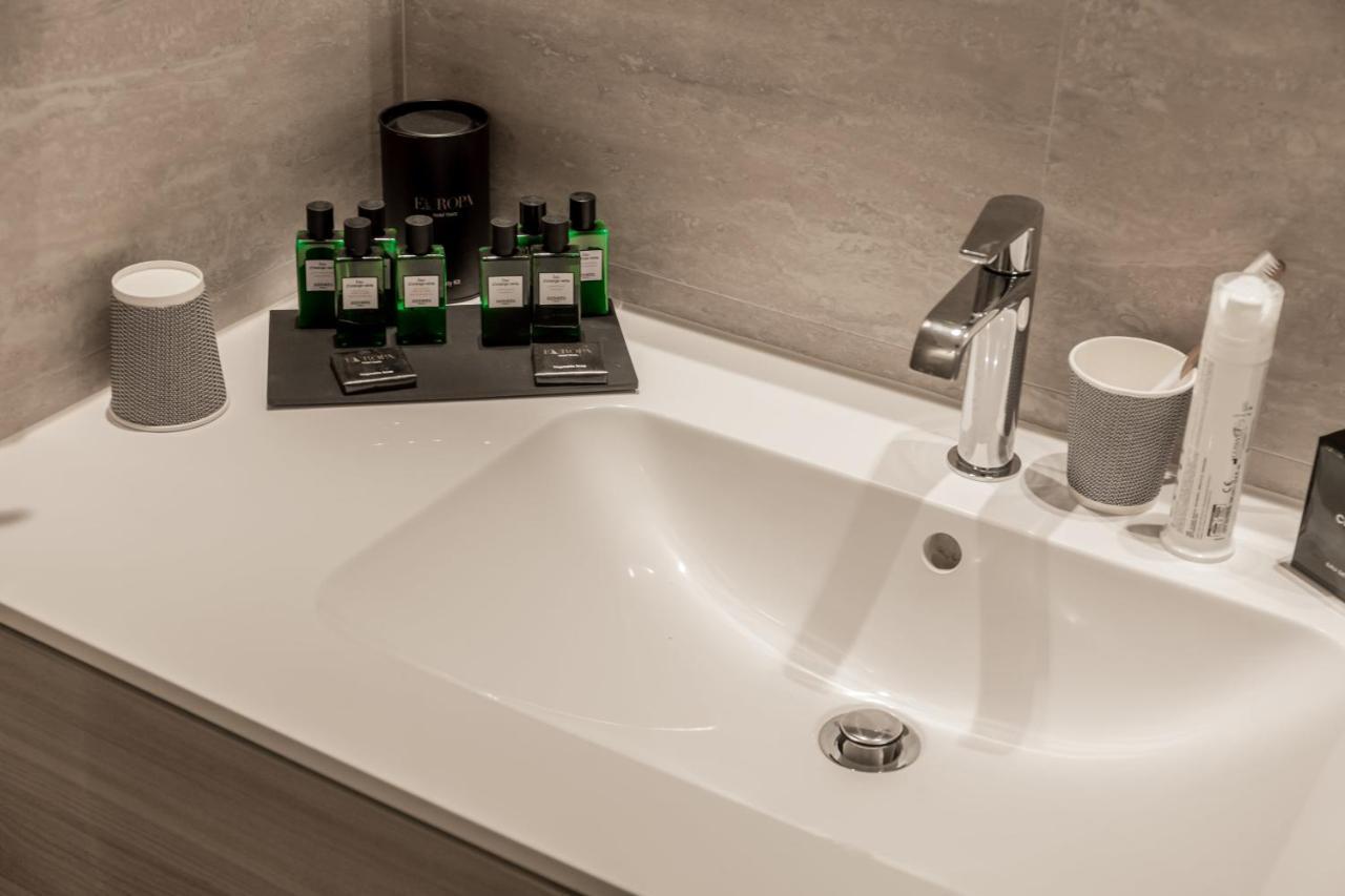 Europa Hotel Васто Екстер'єр фото